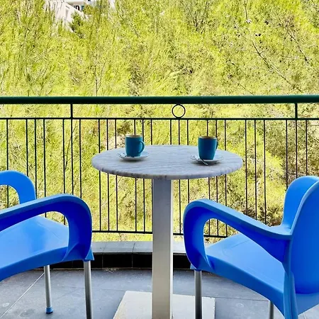 Orange Sea View Penthouse * Sarande