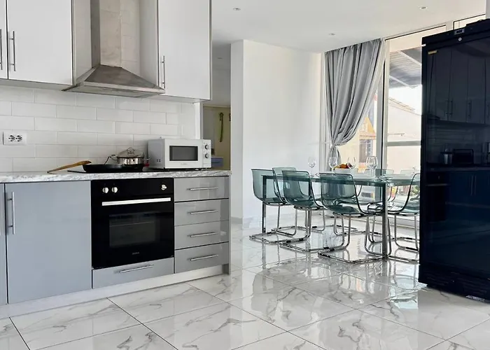 アパート Orange Sea View Penthouse Sarandë