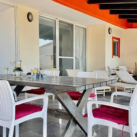 Orange Sea View Penthouse * Sarande