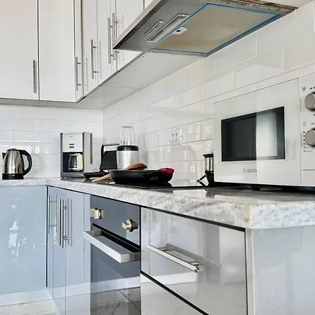 Orange Sea View Penthouse Apartment *