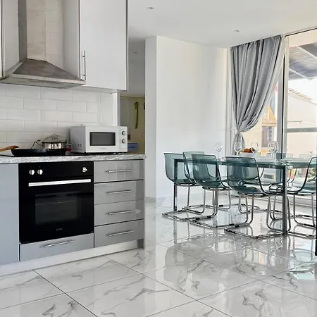 Apartamento Orange Sea View Penthouse Sarandë