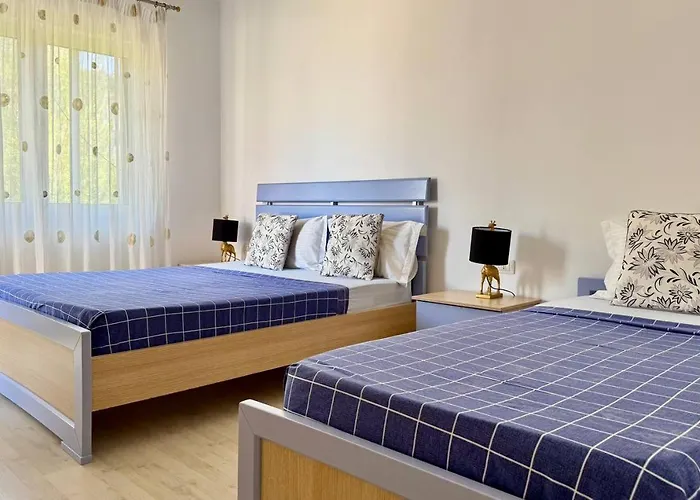 Orange Sea View Penthouse Daire Saranda